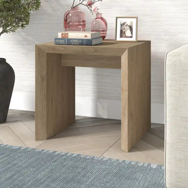 Table d'appoint contemporaine avec piètement luge