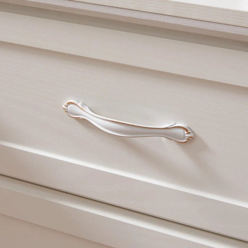 Commode moderne à 7 tiroirs – Panneaux de particules hydrofuges avec tiroirs à rails métalliques et dispositif anti-basculement
